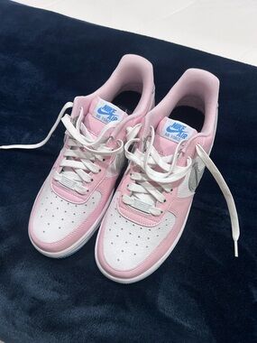 Nike Air Force 1 Low Womens Sneakers - Pink / Blue/ White